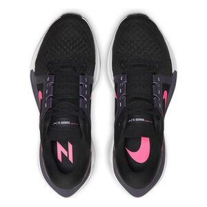 Nike Women's Air Zoom Vomero 16 Running Shoes
